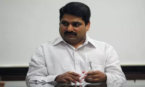 ബുള്ളി ബായ്: എഞ്ചിനീയറിങ് വിദ്യാര്‍ഥിയും സംഘവും ആരുടെയോ നിര്‍ദേശപ്രകാരം മുസ്‍ലിം സ്ത്രീകളെ ലക്ഷ്യമിടുകയായിരുന്നുവെന്ന് മഹാരാഷ്ട്ര മന്ത്രി