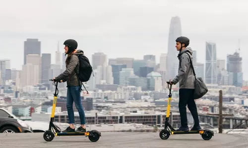 അശ്രദ്ധമായി ഇ-സ്‌കൂട്ടര്‍ ഉപയോഗിക്കുന്നവര്‍ ജാഗ്രതൈ, നിങ്ങള്‍ യുഎഇ പൊലീസിന്റെ നിരീക്ഷണത്തിലാണ്