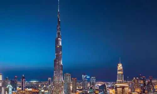 ബുർജ് ഖലീഫ തുറന്നിട്ട് പന്ത്രണ്ടാണ്ട്; ഇപ്പോഴും ഏറ്റവും ഉയരമുള്ള കെട്ടിടം