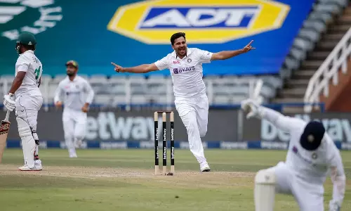 മിന്നൽ താക്കൂർ; ജൊഹന്നാസ്ബർഗിൽ ദക്ഷിണാഫ്രിക്ക തകർന്നടിഞ്ഞു