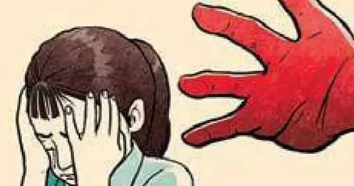 വളർത്തുമകളെ പീഡിപ്പിച്ച കേസിൽ പത്മ പുരസ്കാര ജേതാവിനെതിരെ കേസ് വളർത്തുമകളെ പീഡിപ്പിച്ച കേസിൽ പത്മ പുരസ്കാര ജേതാവിനെതിരെ കേസ്