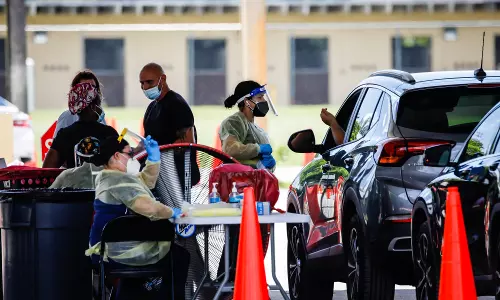 അമേരിക്കയില്‍ ഒറ്റദിവസം മാത്രം 10 ലക്ഷത്തിലധികം   പേര്‍ക്ക് കോവിഡ്