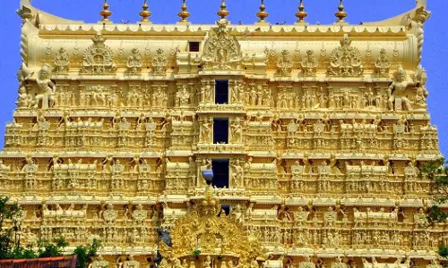 നിത്യചെലവിന് പണമില്ല; സർക്കാറിൽ നിന്ന് വായ്പയെടുത്ത് ശ്രീപദ്മനാഭസ്വാമി ക്ഷേത്രം