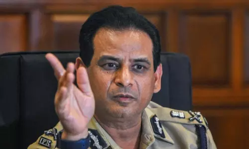 സിഖ് - മുസ്‌ലിം സമുദായങ്ങളെ തമ്മിലടിപ്പിക്കാൻ നിരവധി ട്വിറ്റർ  അക്കൗണ്ടുകളെന്ന് മുംബൈ പൊലീസ്