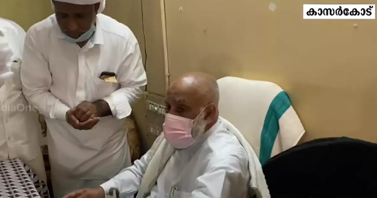 ടാറ്റാ കോവിഡ് ആശുപത്രിക്കായി നൽകിയ വഖഫ് ഭൂമി തിരിച്ചുകിട്ടാന് മന്ത്രിതല ഇടപെടലുണ്ടെന്ന് ജിഫ്രി മുത്തുക്കോയ തങ്ങൾ ടാറ്റാ കോവിഡ് ആശുപത്രിക്കായി നൽകിയ വഖഫ് ഭൂമി തിരിച്ചുകിട്ടാന് മന്ത്രിതല ഇടപെടലുണ്ടെന്ന് ജിഫ്രി മുത്തുക്കോയ തങ്ങൾ