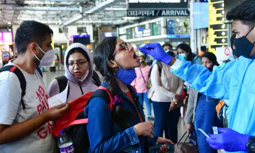 രാജ്യത്ത് കോവിഡ് വ്യാപനം അതിരൂക്ഷം; ഡൽഹിയിൽ പ്രതിദിന കേസുകൾ പതിനായിരം കടന്നു