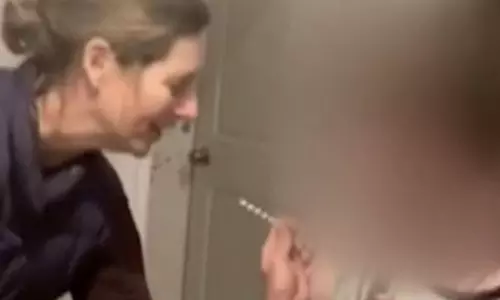 വിദ്യാര്‍ഥിക്ക് വാക്സിന്‍ കുത്തിവച്ചു; അധ്യാപിക അറസ്റ്റില്‍