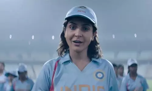 കളിക്കളത്തിലേക്ക് അനുഷ്‌കയും; ഇടവേളയ്ക്ക് ശേഷം ക്രിക്കറ്റ് താരമായി തിരിച്ചുവരവ്