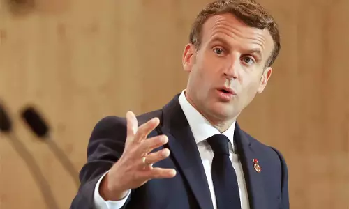 കുത്തിവെപ്പ് എടുക്കാത്ത ആളുകളുടെ ജീവിതം ദുഷ്കരമാകും; വിവാദമായി ഫ്രഞ്ച് പ്രസിഡന്റിന്റെ പ്രസ്താവന കുത്തിവെപ്പ് എടുക്കാത്ത ആളുകളുടെ ജീവിതം ദുഷ്കരമാകും; വിവാദമായി ഫ്രഞ്ച് പ്രസിഡന്റിന്റെ പ്രസ്താവന