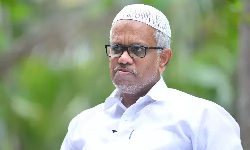 സർക്കാർ നിലപാടുകൾക്കെതിരെ പ്രതിഷേധം; കേസെടുത്ത് പരാജയപ്പെടുത്താമെന്നത് വ്യാമോഹം: എസ്.വൈ.എസ് സർക്കാർ നിലപാടുകൾക്കെതിരെ പ്രതിഷേധം; കേസെടുത്ത് പരാജയപ്പെടുത്താമെന്നത് വ്യാമോഹം: എസ്.വൈ.എസ്