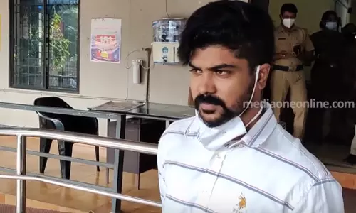 ജീവകാരുണ്യ പ്രവർത്തകൻ സുശാന്ത് നിലമ്പൂർ അറസ്റ്റിൽ