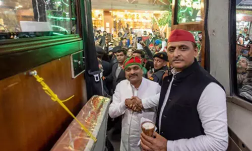 ഉത്തർപ്രദേശിൽ ബിജെപി ജനമാപ്പു യാത്ര നടത്തണമെന്ന് അഖിലേഷ് യാദവ്