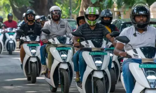 കഴിഞ്ഞ വർഷം ഇലക്ട്രിക് ഇരുചക്രവാഹന വിൽപ്പനയിൽ 132 ശതമാനം വർധന