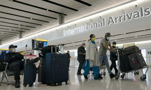 വിദേശത്ത് നിന്ന് കേരളത്തിലെത്തുന്നവർക്ക് ഇന്നു മുതല്‍ നിര്‍ബന്ധിത ഹോം ക്വാറന്‍റൈന്‍