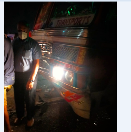 ബംഗളൂരുവിൽ ലോറി കാറിലിടിച്ച് അപകടം; മൂന്നു മലയാളികള്‍ ഉള്‍പ്പെടെ നാലു മരണം