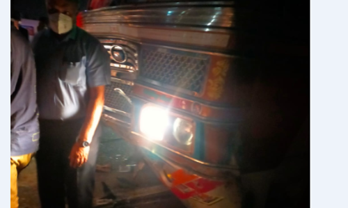 ബംഗളൂരുവിൽ ലോറി കാറിലിടിച്ച് അപകടം; മൂന്നു മലയാളികള്‍ ഉള്‍പ്പെടെ നാലു മരണം