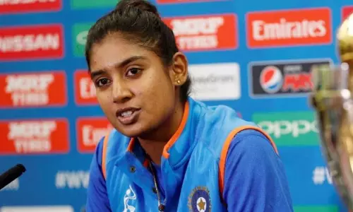 ക്രിക്കറ്റ് തമാശ നിറഞ്ഞ ഇടപാടല്ലേ; ബെൻ സ്‌റ്റോക്‌സിന്റെ രക്ഷപ്പെടലിനെ ട്രോളി മിഥാലി രാജ്