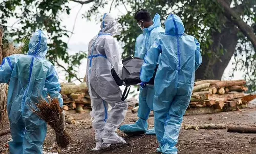 സംസ്ഥാനത്ത്  കോവിഡ് മരണങ്ങൾ അമ്പതിനായിരത്തിലേക്ക്