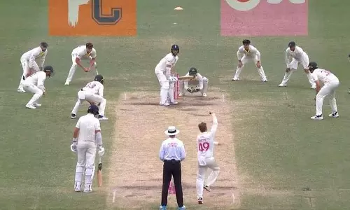 ഇങ്ങനെയും ഒരു സമനില! ആസ്‌ട്രേലിയയെ ജയിക്കാൻ വിടാതെ ഇംഗ്ലണ്ട്