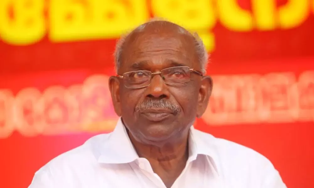 കെഎസ്ഇബിയിൽ തട്ടിപ്പ് നടത്തിയത് കോൺഗ്രസ് ഭരണകാലത്തെന്ന്; വി.ഡി സതീശന് എംഎം മണിയുടെ മറുപടി കെഎസ്ഇബിയിൽ തട്ടിപ്പ് നടത്തിയത് കോൺഗ്രസ് ഭരണകാലത്തെന്ന്; വി.ഡി സതീശന് എംഎം മണിയുടെ മറുപടി