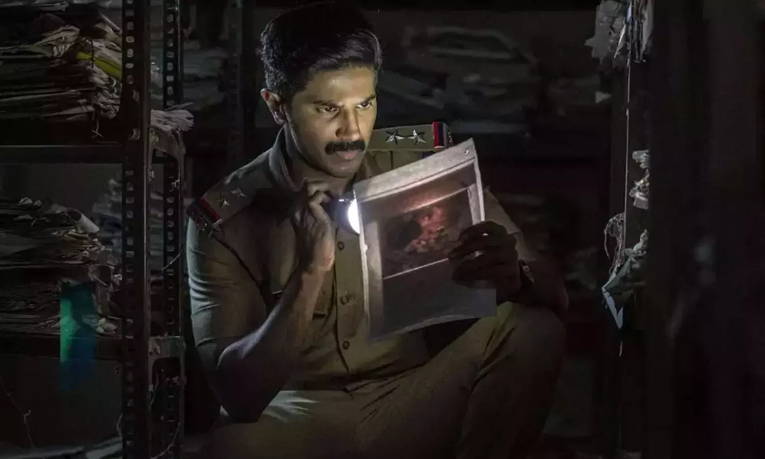 ദുൽഖർ ചിത്രം സല്യൂട്ട് റിലീസ് മാറ്റി