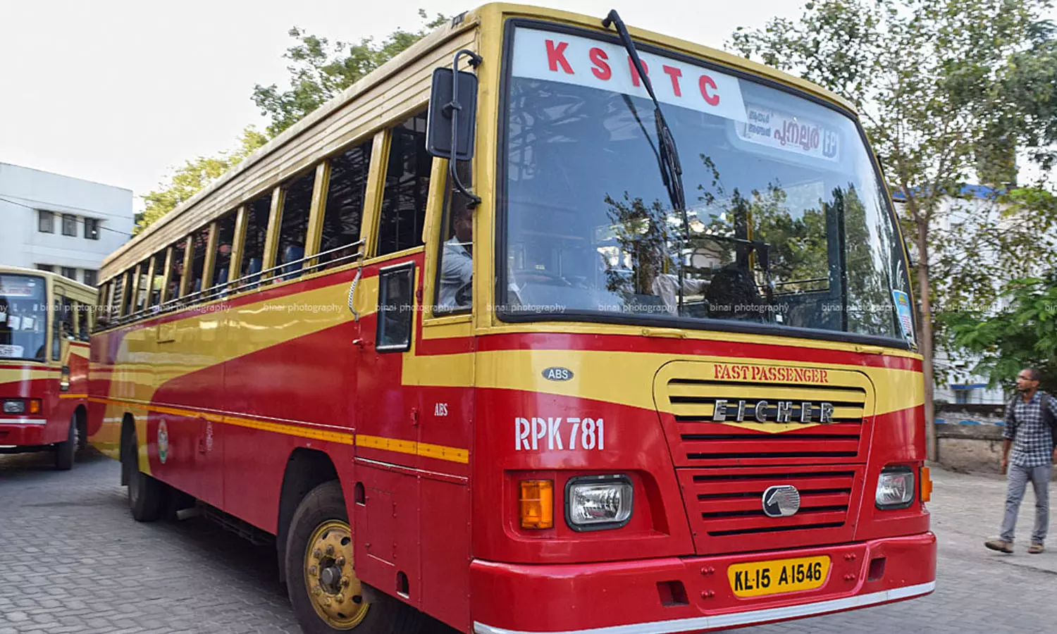 കെഎസ്ആർടിസി ബസുകൾ കഴുകി വൃത്തിയാക്കാൻ നിർദേശം