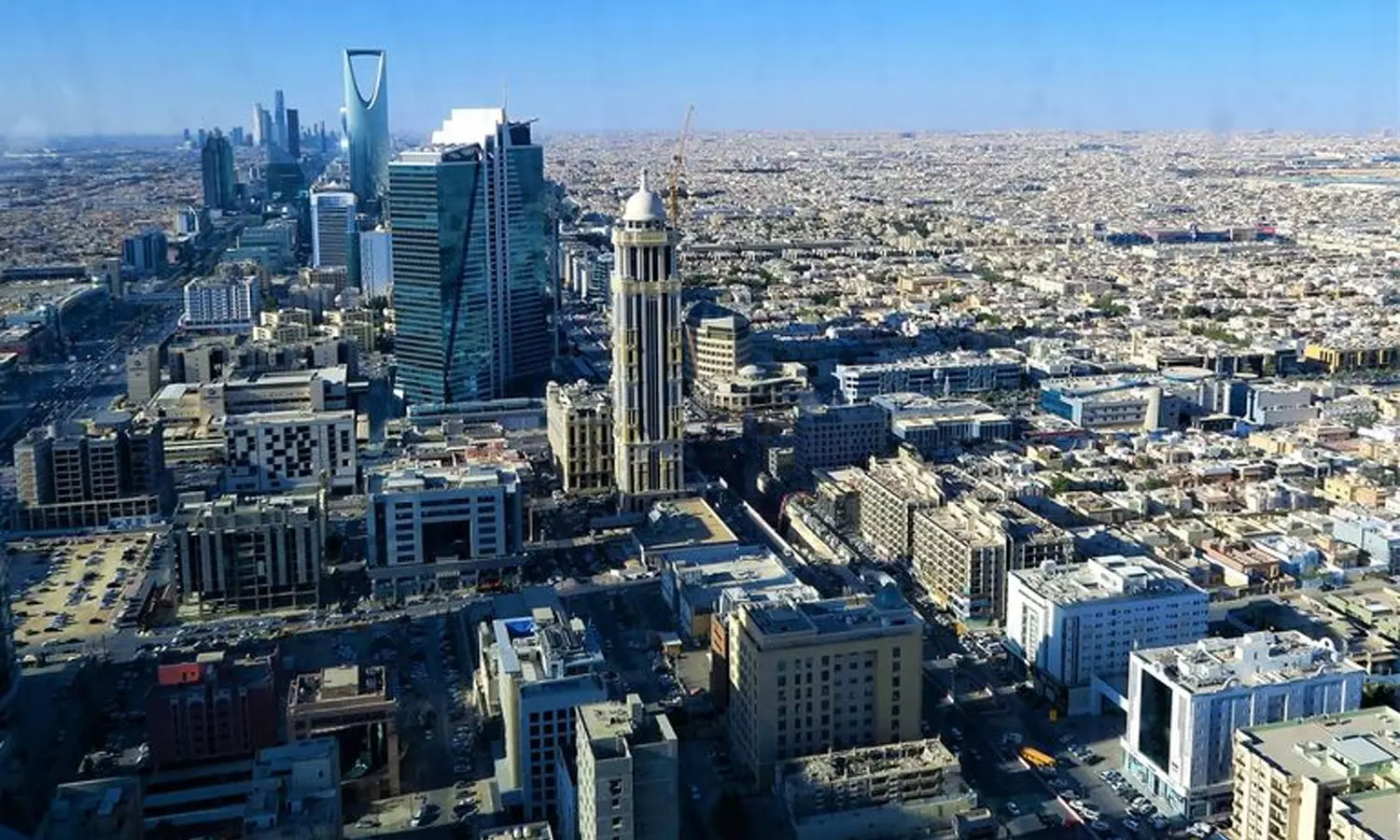 സൗദി അറേബ്യയിൽ ഇഖാമ, റീ-എൻട്രി പുതുക്കൽ കാലാവധി മാർച്ച് 31 വരെ നീട്ടി