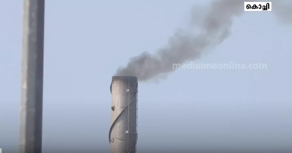 ഏലൂരിലെ മലിനീകരണം കണക്കിലില്ല; പ്രതിഷേധവുമായി നാട്ടുകാർ