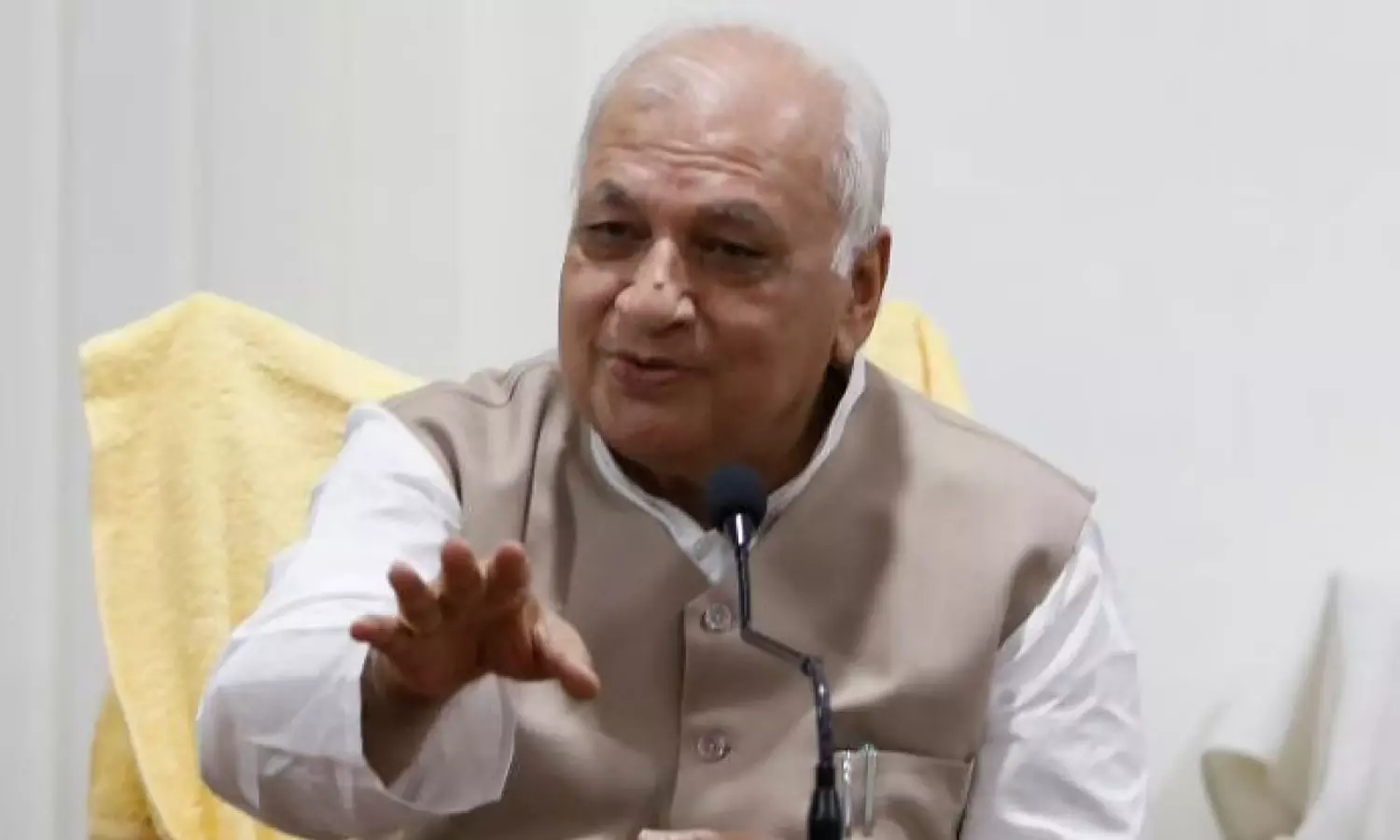 പ്രവാചക നിന്ദ: ഇന്ത്യ മാപ്പ് പറയേണ്ടതില്ലെന്ന് ഗവർണർ പ്രവാചക നിന്ദ: ഇന്ത്യ മാപ്പ് പറയേണ്ടതില്ലെന്ന് ഗവർണർ