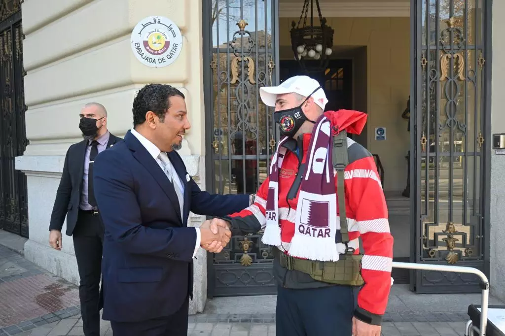 15 രാജ്യങ്ങള്‍, ഏഴായിരം കിലോമീറ്റര്‍, 9 മാസങ്ങള്‍; നടന്ന് നടന്ന് സാന്റിയാഗോ ലോകകപ്പിന്