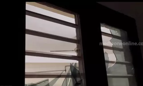 കൊയിലാണ്ടിയിൽ ബ്ലോക്ക് കോൺഗ്രസ് കമ്മറ്റി ഓഫീസിനു നേരെ ആക്രമണം