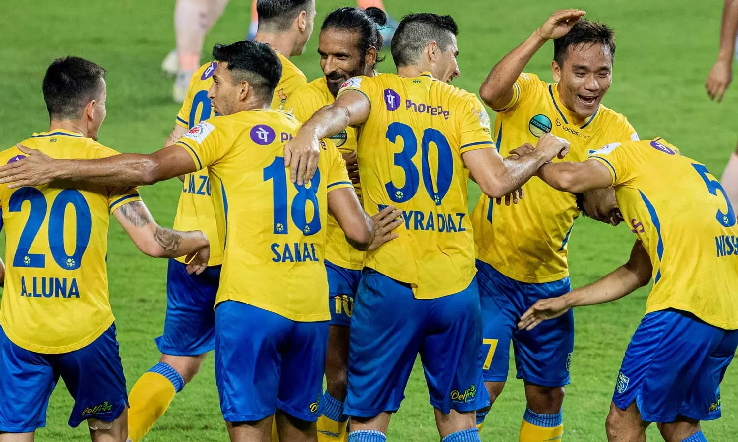 തോൽവിയറിയാതെ പത്ത് മത്സരങ്ങൾ! അമ്പരപ്പിച്ച് കേരള ബ്ലാസ്റ്റേഴ്‌സ്