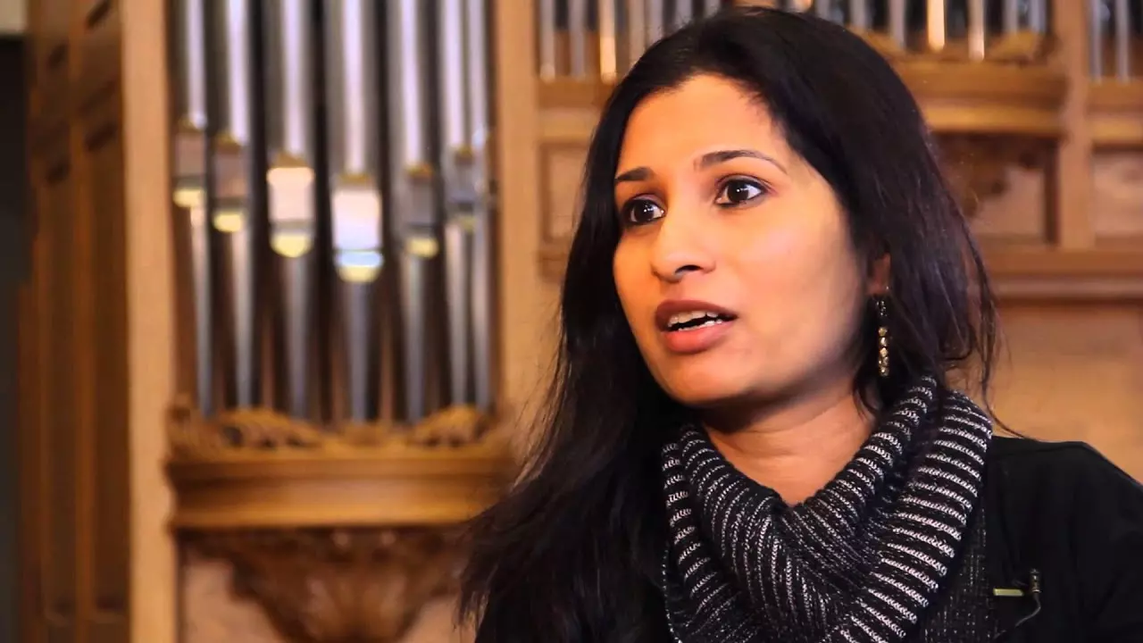 ഇന്ത്യയില് കോവിഡ് ജനുവരി അവസാനത്തോടെ ഉയരും; ഫെബ്രുവരിയോടെ കുറയുമെന്ന് ഭ്രമർ മുഖർജി ഇന്ത്യയില് കോവിഡ് ജനുവരി അവസാനത്തോടെ ഉയരും; ഫെബ്രുവരിയോടെ കുറയുമെന്ന് ഭ്രമർ മുഖർജി