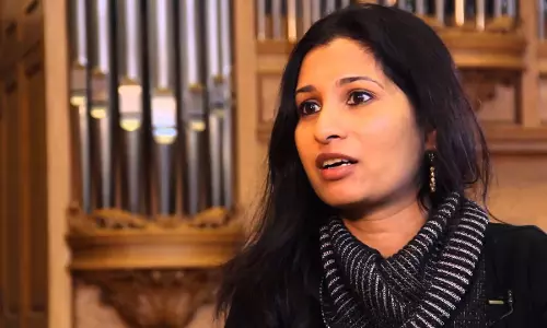 ഇന്ത്യയില്‍ കോവിഡ് ജനുവരി അവസാനത്തോടെ ഉയരും; ഫെബ്രുവരിയോടെ കുറയുമെന്ന് ഭ്രമർ മുഖർജി