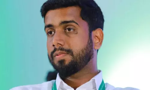 പുറത്താക്കിയത് ഹരിത വിഷയത്തിലെ നിലപാടിന്റെ പേരിൽ; വിശദീകരണം ചോദിച്ചില്ല-എംഎസ്എഫ് മുൻ ജനറൽ സെക്രട്ടറി ലത്തീഫ് തുറയൂർ പുറത്താക്കിയത് ഹരിത വിഷയത്തിലെ നിലപാടിന്റെ പേരിൽ; വിശദീകരണം ചോദിച്ചില്ല-എംഎസ്എഫ് മുൻ ജനറൽ സെക്രട്ടറി ലത്തീഫ് തുറയൂർ