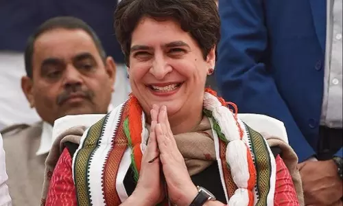 ഉന്നാവോ ഇരയുടെ അമ്മ, സിഎഎ സമരനേതാവ്, യോഗിയെ ചോദ്യം ചെയ്ത ആശാ വർക്കർ; കോണ്ഗ്രസ് പട്ടികയിലെ സര്പ്രൈസുകള് ഉന്നാവോ ഇരയുടെ അമ്മ, സിഎഎ സമരനേതാവ്, യോഗിയെ ചോദ്യം ചെയ്ത ആശാ വർക്കർ; കോണ്ഗ്രസ് പട്ടികയിലെ സര്പ്രൈസുകള്