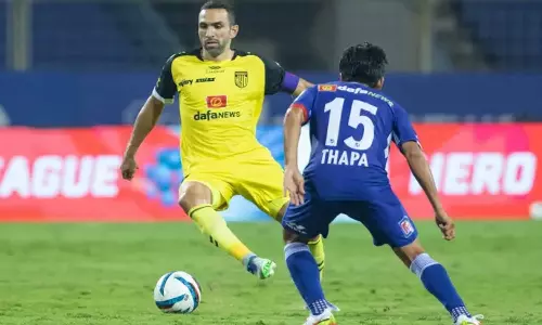 ഐഎസ്എല്‍: അയൽക്കാരുടെ പോരാട്ടം സമനിലയിൽ