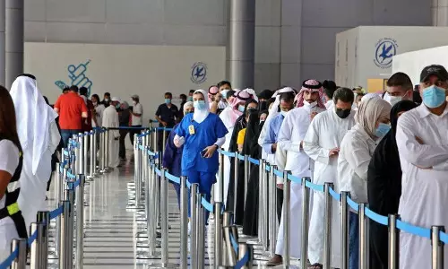 കുവൈത്തിൽ പ്രതിദിന കോവിഡ് കേസുകൾ അയ്യായിരത്തിനടുത്തെത്തി