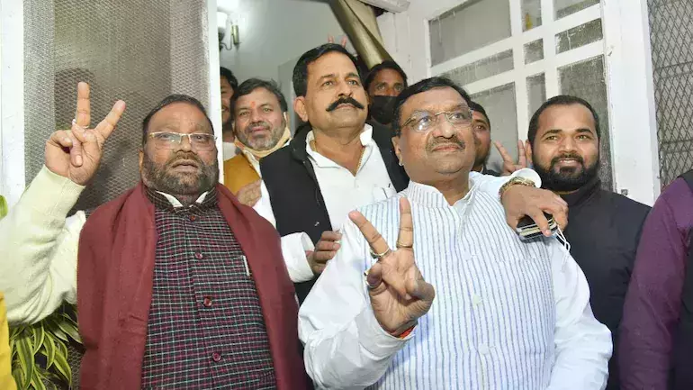 കൊഴിഞ്ഞുപോക്ക് തടയാനാകാതെ ബി.ജെ.പി; പാര്‍ട്ടിവിട്ട എല്ലാവരെയും സ്വീകരിക്കുമെന്ന് അഖിലേഷ് യാദവ്