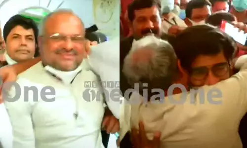 ബിഷപ്പെന്ന അധികാരം ഉപയോഗിച്ച് ഫ്രാങ്കോ മുളയ്ക്കൽ പീഡിപ്പിച്ചു, ഇരയുടെ മൊഴിയിൽനിന്ന് തന്നെ കുറ്റം തെളിയിക്കാം; ഹൈക്കോടതിയിലെ അപ്പീലിൽ കന്യാസ്ത്രി