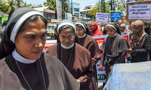 ഫ്രാങ്കോ മുളക്കൽ കേസ്: പ്രോസിക്യൂഷൻ പരാജയമെന്ന് വിമൻ ജസ്റ്റിസ് ഫ്രാങ്കോ മുളക്കൽ കേസ്: പ്രോസിക്യൂഷൻ പരാജയമെന്ന് വിമൻ ജസ്റ്റിസ്