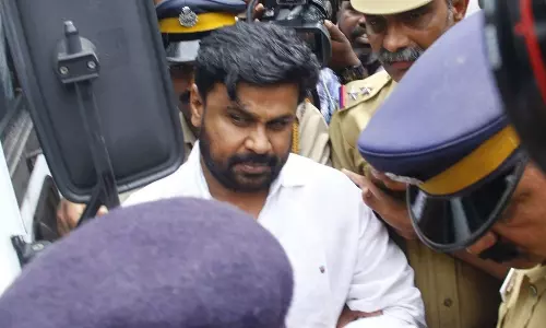 നടിയെ ആക്രമിച്ച കേസ്: ദിലീപിന് ദൃശ്യങ്ങൾ കൈമാറിയ വി.ഐ.പിയെ തിരിച്ചറിഞ്ഞു