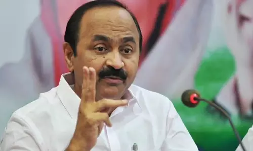 കെ-റെയിൽ ഡിപിആർ തട്ടിക്കൂട്ട്: വിഡി സതീശൻ കെ-റെയിൽ ഡിപിആർ തട്ടിക്കൂട്ട്: വിഡി സതീശൻ