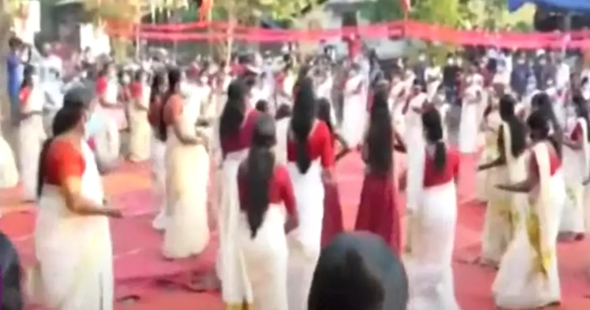 കോവിഡ് വ്യാപനത്തിനിടെ തൃശൂരിലും സി.പി.എമ്മിന്‍റെ മെഗാതിരുവാതിര