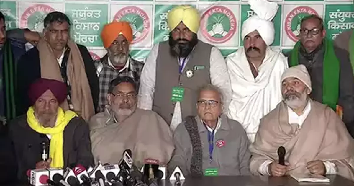 ബി.ജെ.പിക്ക് വോട്ടില്ല... സംയുക്ത കിസാന് മോര്ച്ച ലഖിംപൂരില് നിന്ന് പ്രക്ഷോഭം പുനരാരംഭിക്കും ബി.ജെ.പിക്ക് വോട്ടില്ല... സംയുക്ത കിസാന് മോര്ച്ച ലഖിംപൂരില് നിന്ന് പ്രക്ഷോഭം പുനരാരംഭിക്കും