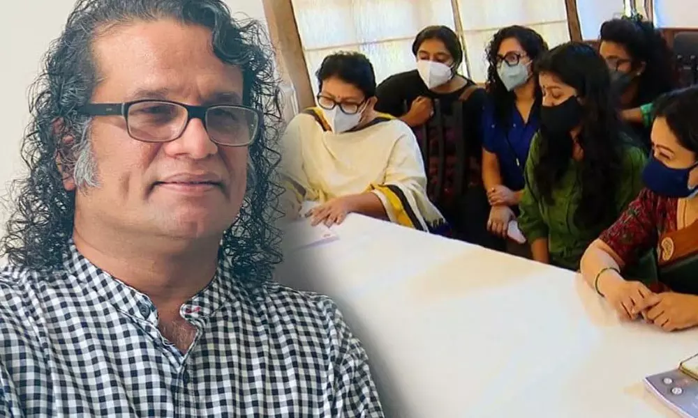 പെണ്ണായിരുന്നെങ്കിൽ അന്തസ്സായി ഡബ്ല്യൂ.സി.സിയിൽ ചേരാമായിരുന്നു; ഹരീഷ് പേരടി പെണ്ണായിരുന്നെങ്കിൽ അന്തസ്സായി ഡബ്ല്യൂ.സി.സിയിൽ ചേരാമായിരുന്നു; ഹരീഷ് പേരടി