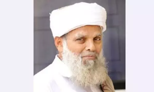 ഇടത് അനുകൂല വഖഫ് ആക്ഷൻ കമ്മിറ്റിക്ക് പിന്തുണയുമായി സമസ്ത മുശാവറ അംഗം