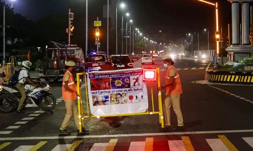 തമിഴ്‌നാട്ടിൽ ഇന്ന് സമ്പൂർണ ലോക്ക്ഡൗൺ; അനാവശ്യമായി പുറത്തിറങ്ങിയാൽ വാഹനം പിടിച്ചെടുക്കും