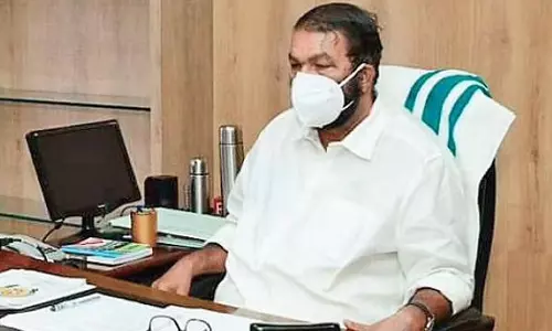 സ്കൂളുകളില് കോവിഡ് വാക്സിനേഷന് ക്രമീകരണം, കുത്തിവെപ്പ് 967 സ്കൂളുകളില്: വിദ്യാഭ്യാസമന്ത്രി സ്കൂളുകളില് കോവിഡ് വാക്സിനേഷന് ക്രമീകരണം, കുത്തിവെപ്പ് 967 സ്കൂളുകളില്: വിദ്യാഭ്യാസമന്ത്രി