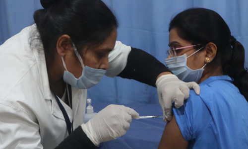 വാക്‌സിനെടുക്കാൻ ആരെയും നിർബന്ധിക്കാനാകില്ല; വാക്സിനേഷന്‍ സര്‍ട്ടിഫിക്കറ്റും നിര്‍ബന്ധമല്ല- സുപ്രീംകോടതിയിൽ കേന്ദ്ര സർക്കാർ